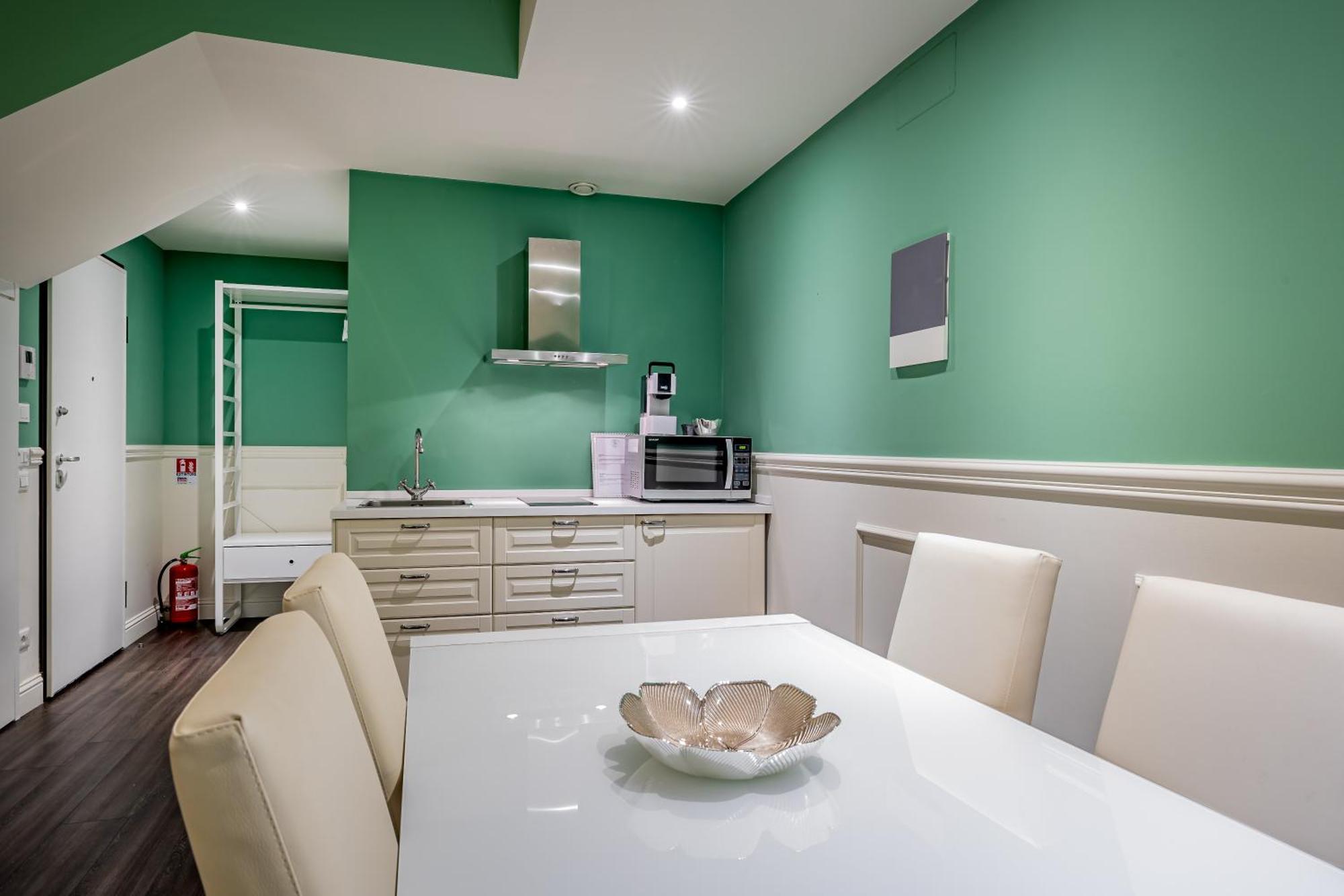 Hs4U The Romantic Luxury Apartment Прато Екстериор снимка