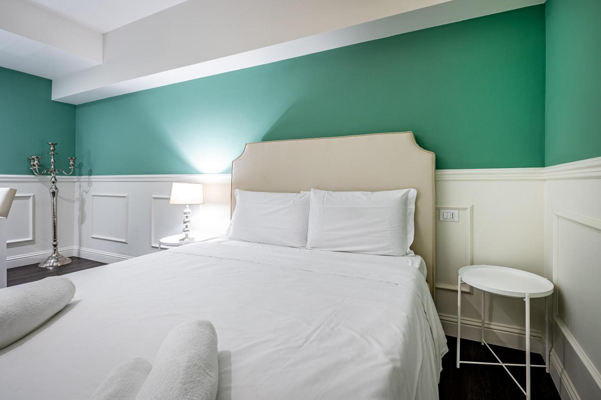 Hs4U The Romantic Luxury Apartment Прато Екстериор снимка